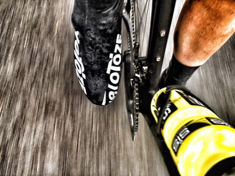 Pedals and Pain Blog features veloToze Tall Shoe Covers