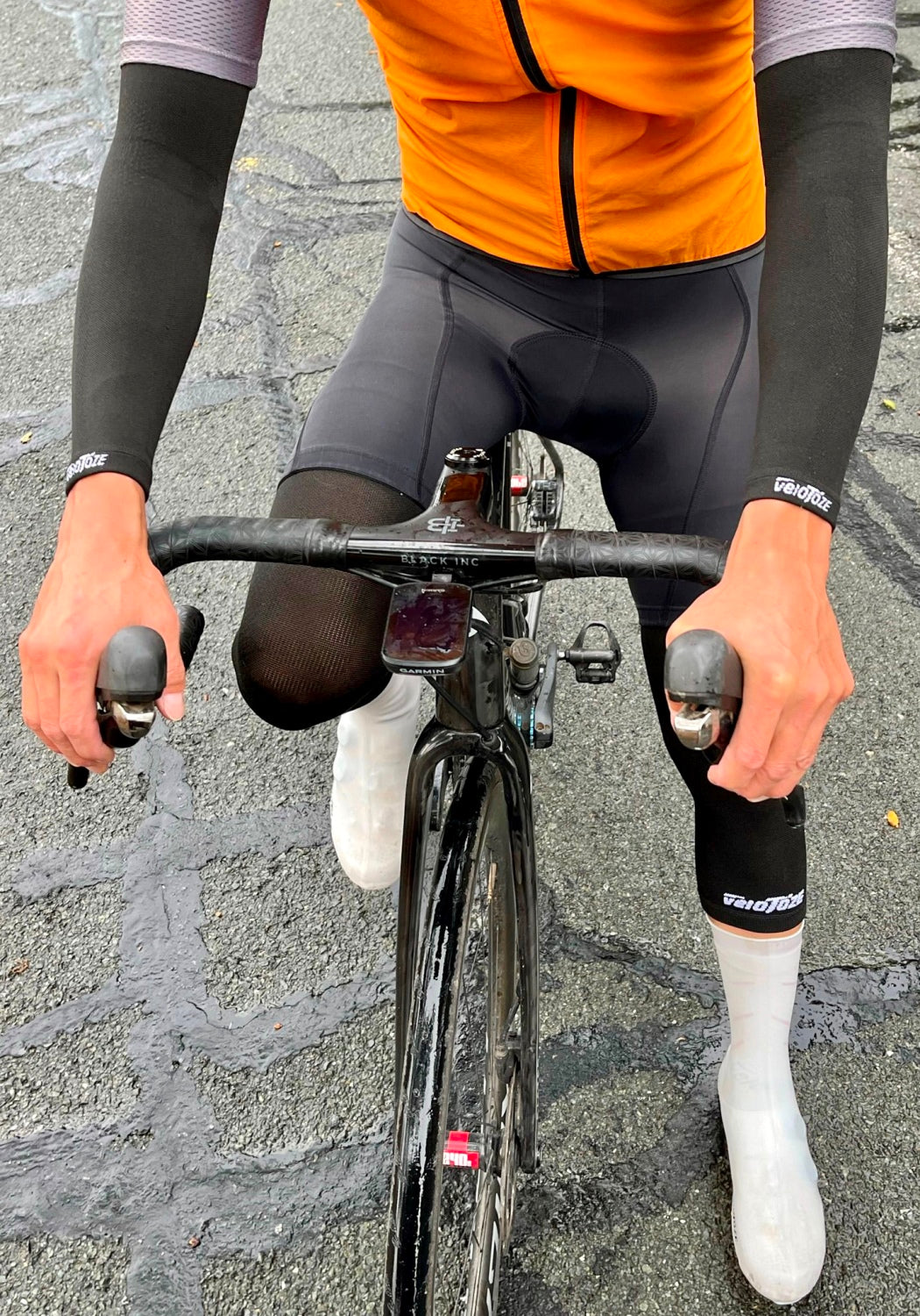 veloToze Graphene Arm Warmers