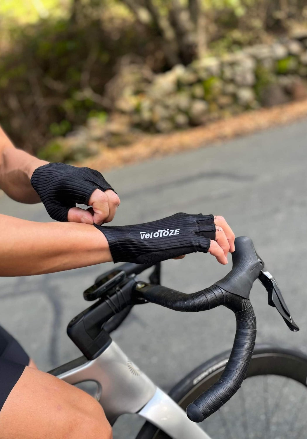 veloToze Featherweight Gloves